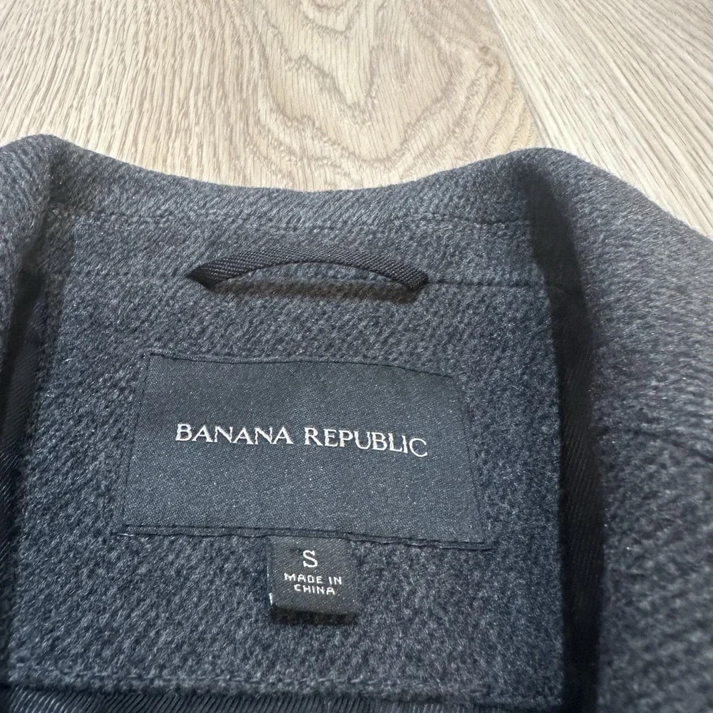 Banana‎ Republic Mens Small Overcoat 97% Cashmere Gray Topcoat Quiet Luxury EUC